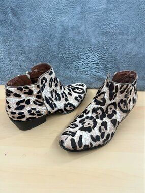 Sam Edelman Petty Leopard Ankle Boot